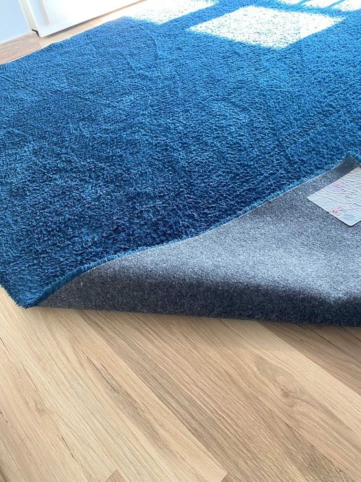 Tapete azul-marinho - 200x290cm