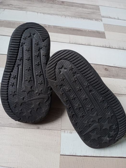 Buty Nike rozmiar 21