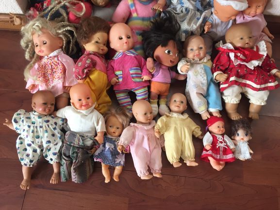 Bonecas bebés novos