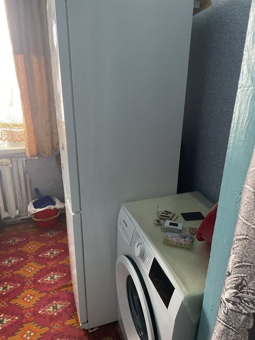 Продам холодильник торг