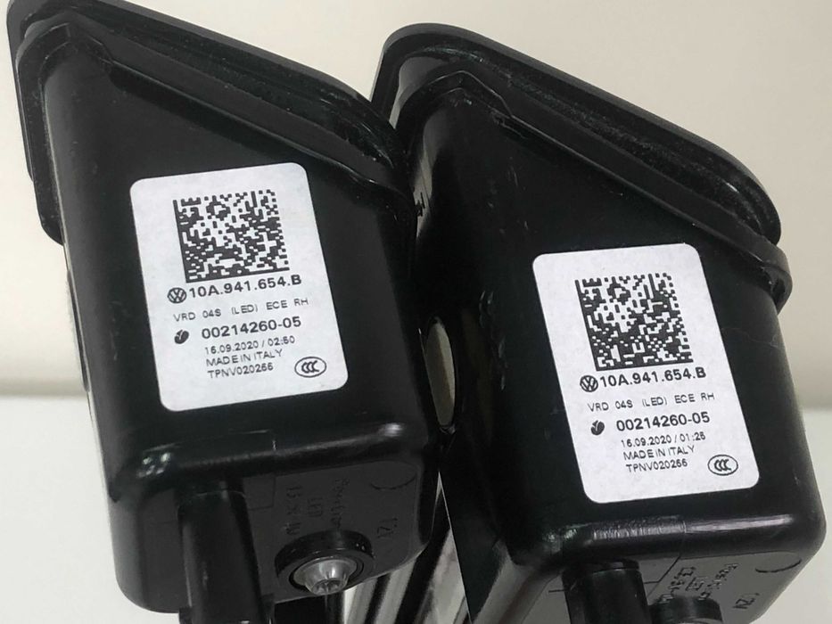 Світлодіодна лампа LED ДХО Volkswagen ID.3 10A941654B