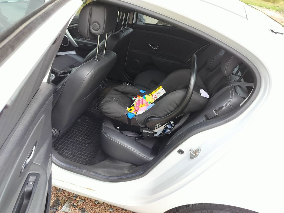 Renault Fluence 2012 350км