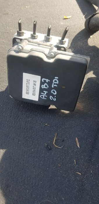 MODUŁ POMPA ABS ESP  VW SKODA AUDI A4 B7 2.0 TDI 8E0910517D