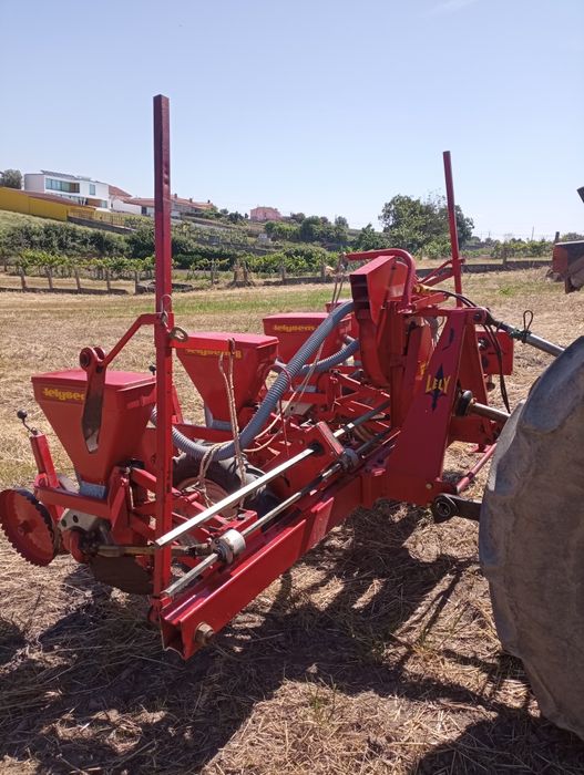 Semeador de milho pneumático