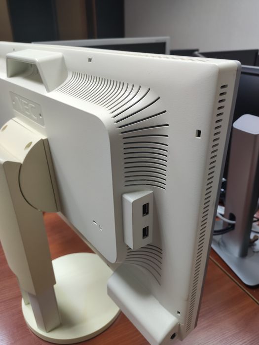 Монитор NEC MultiSync EA232wmi 23"