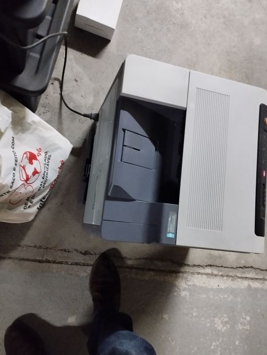 Impressora laser Samsung CLP660nd