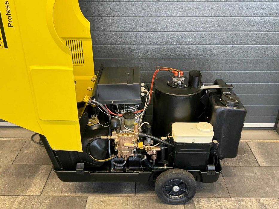 Myjka ciśnieniowa Karcher HDS 690