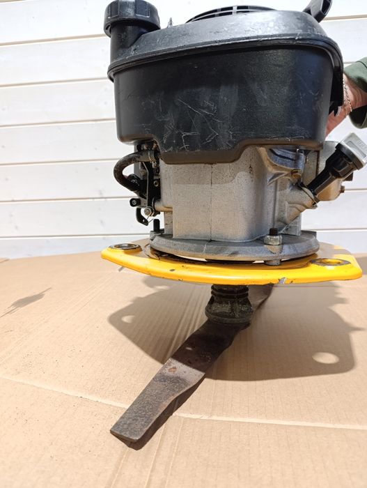 Silnik Honda 135cm do kosiarki spalinowej STIGA MULTICLIP 50S.