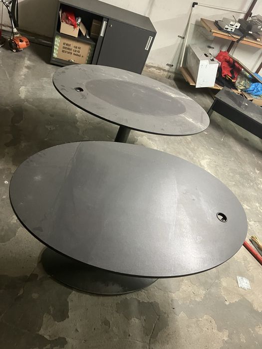 Stoły owalne używane w b.d.stanie