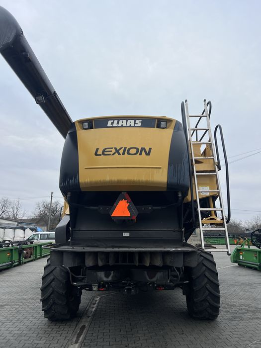 Claas Lexion cat 590r