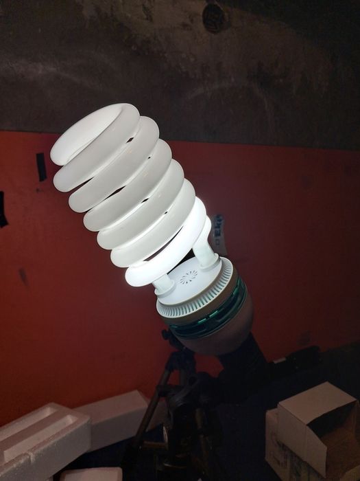 2x lampa studyjna + 2x statyw + 4x płótno