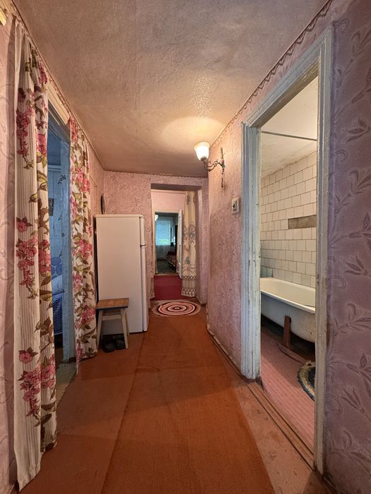Продаж півбудинку з окремим  подвір'ям . м. Кропивницький  Лелеківка