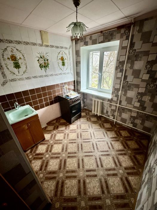 1 комнатная квартира  2 этаж