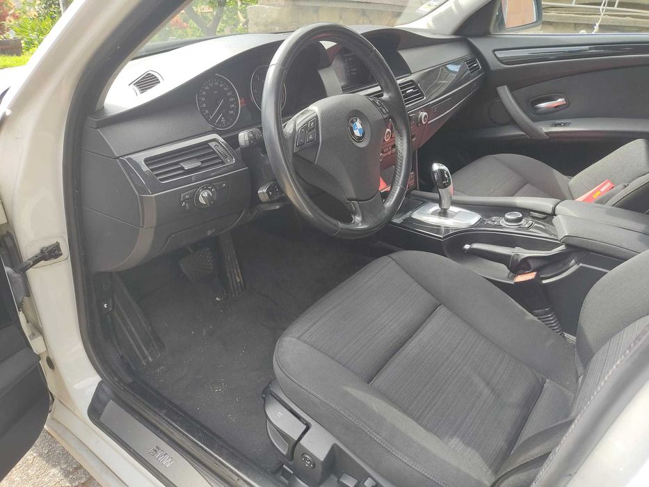 BMW 520 D caixa automática - com muito para andar