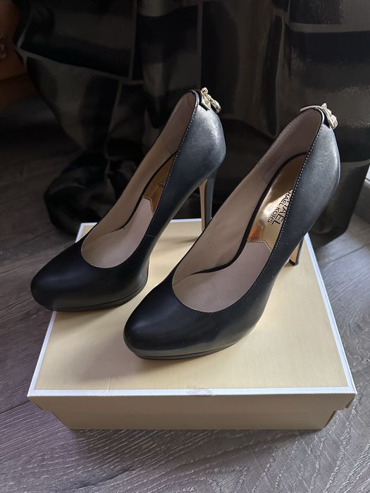 Michael Kors Hamilton Pumps 5' Heels na platformie