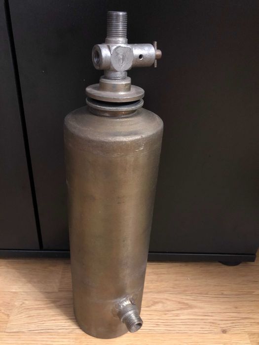 Ресивер толстостенный , емкость под масло , воздух , силикоген