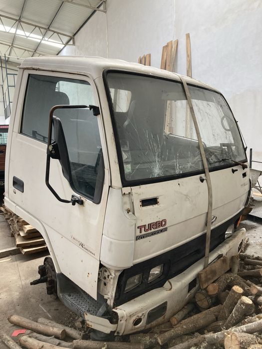 Cabine Mitsubishi Canter 444/Hyundai