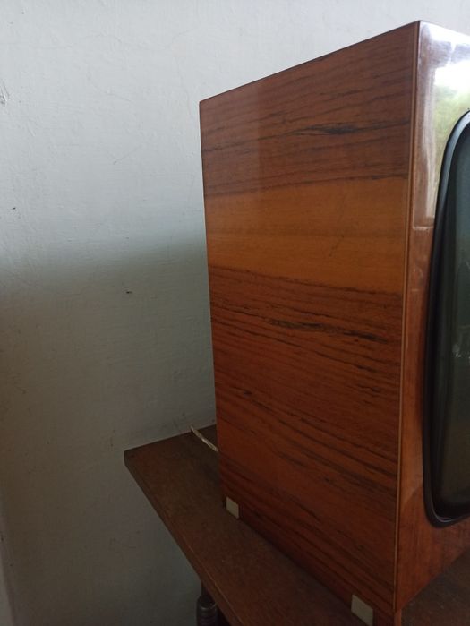 Telewizor unitra piękny fornir