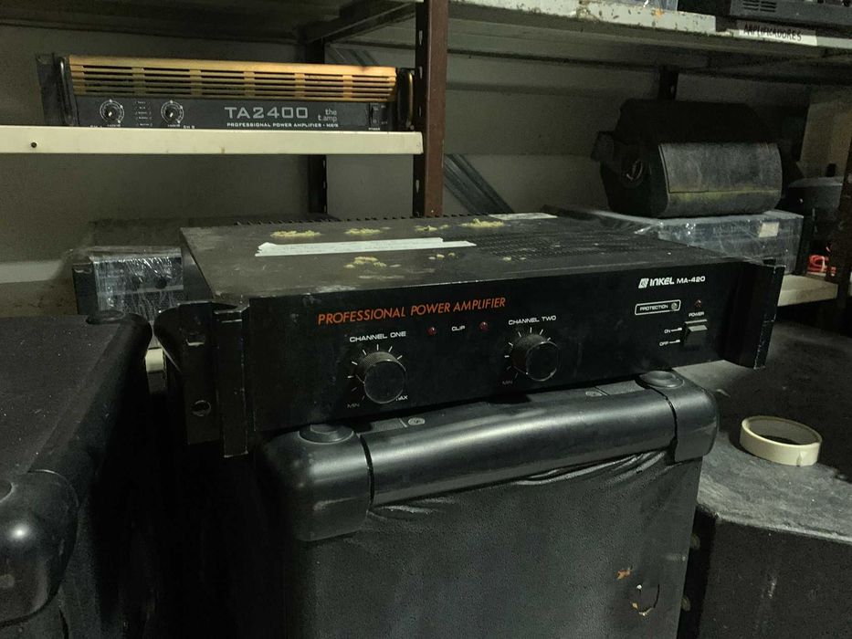 Amplificador de potência profissional Inkel MA-420