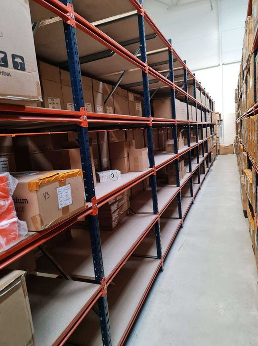 Regały magazynowe - paletowe, półkowe.