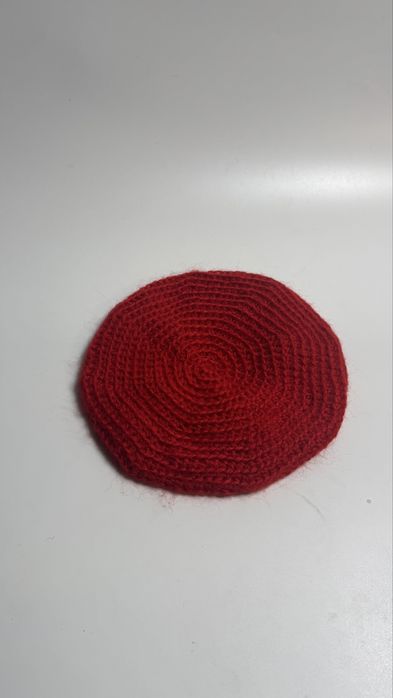 Beret czerwony, wełna