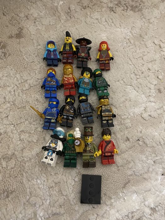 Лего мініфігурки