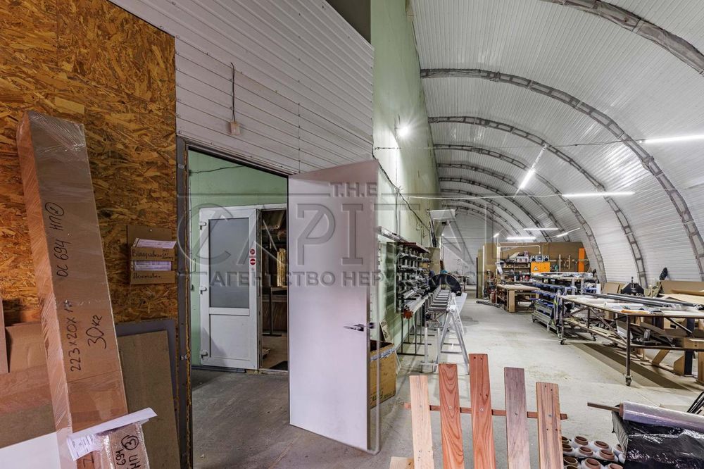 Продаж виробничо-складського комплексу Вишгород 1300м2