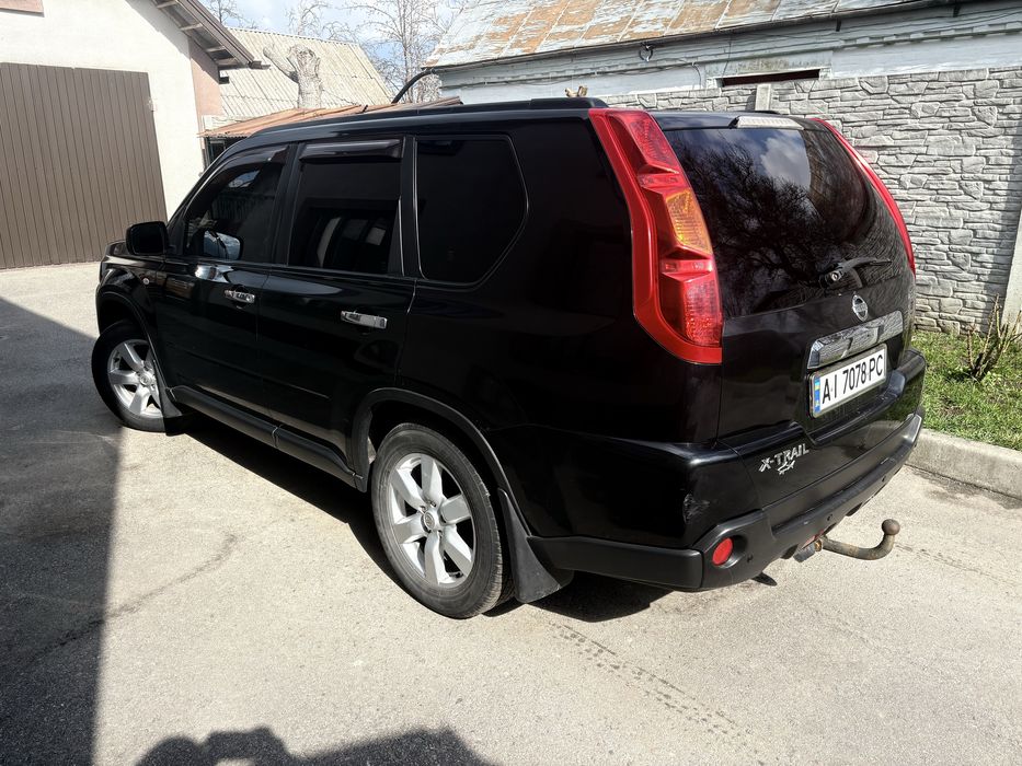 Продаж надійного автомобіля Нісан Х-Траіл