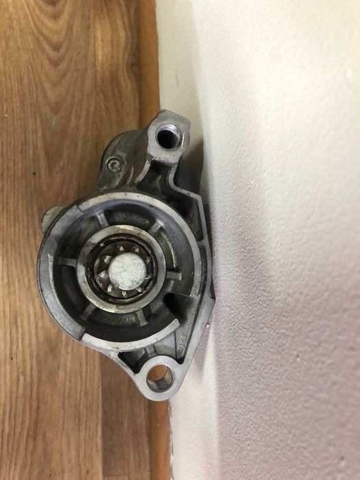 Стартер 3.2 Volkswagen Touareg 012911023 Туарег Таурег 2003-2006