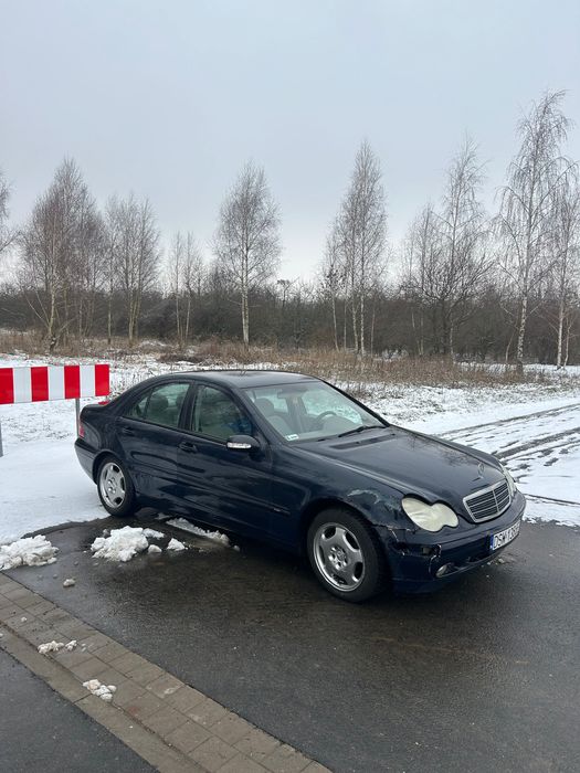 Mercedes benz c klasa 2.0 kompresor