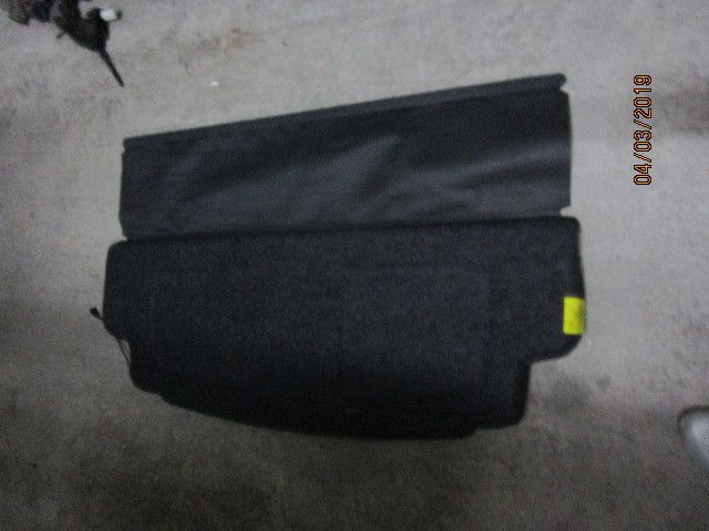 Chapeleira / tampo da mala NISSAN Note (E11, NE11)
