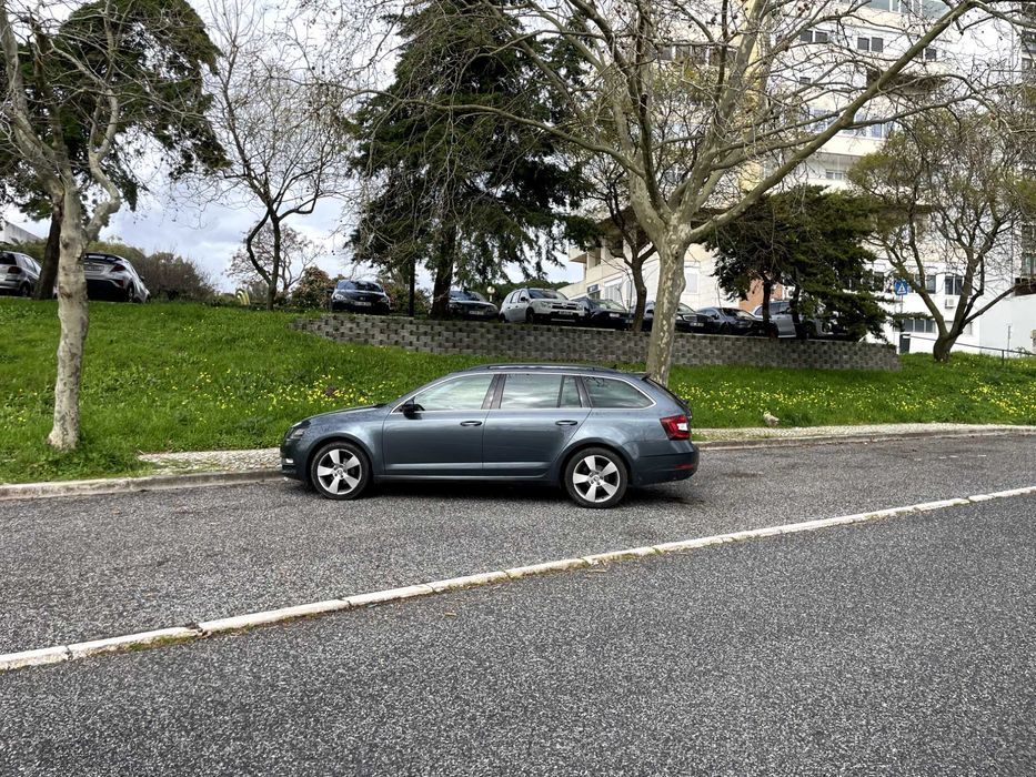 Skoda Octavia Break 1.6 TDi Style 115cv