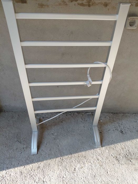 Secador toalhas elétrico