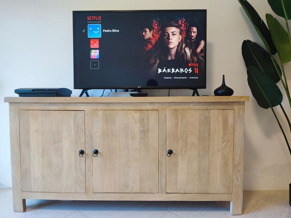 Aparador / Consola Sala Maciça