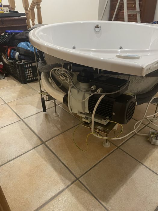 Banheira com hidromassagens