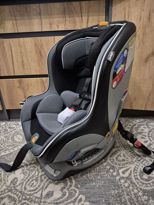 Автокрісло chicco nextfit zip 0-30 кг isofix