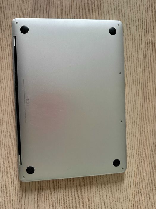 macbook pro A1708 i5 8gb 256gb