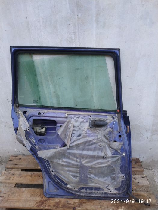 Задня ліва дверка Опель Астра ф універсал