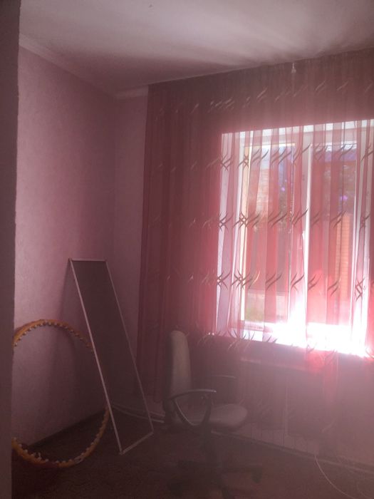 Продам частину будинку Старе місто біля ліцею 19