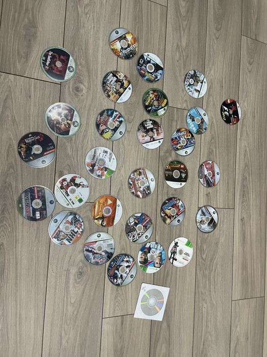 Ігрова консоль xbox 360 з 2 геймпадами