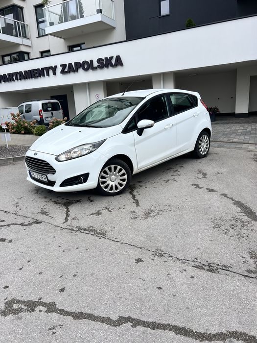Ford Fiesta_1.6TDCi_Trend_14r_Lift_BezWkladu_Bialy_Serwisowana