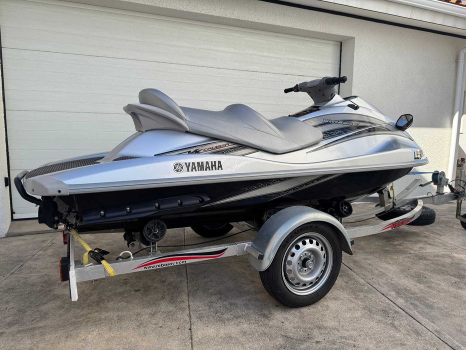 Vendo Mota de Água Yamaha VX Cruiser como Nova