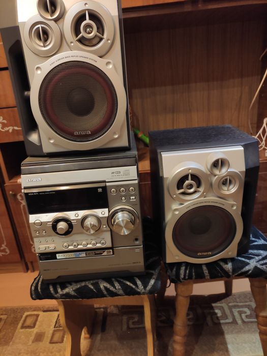 музичний центр айва