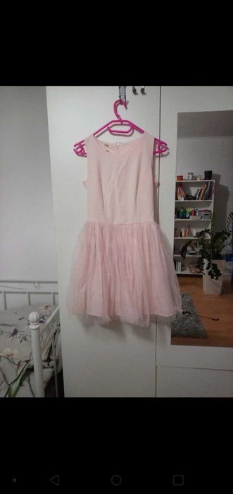 Sukienka na różne okazje