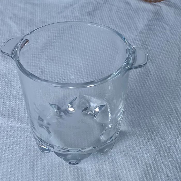Selling an Ice Glass