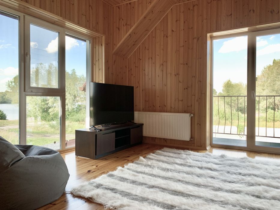 Відпочинок на озері Земснаряд! Будинок з мангалом, альтанкою та сапами