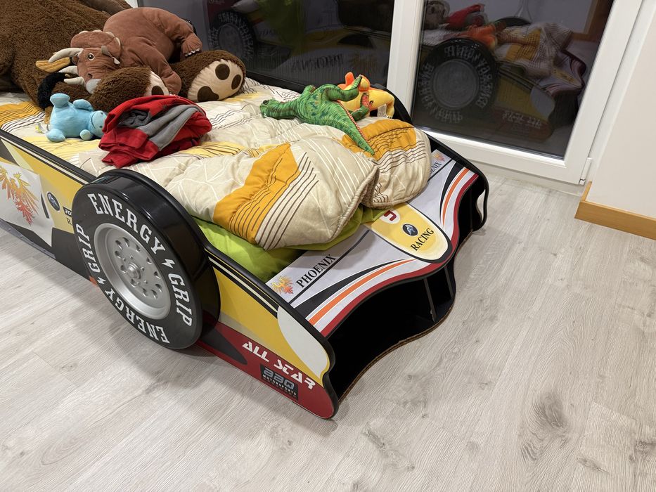 Cama individual carro