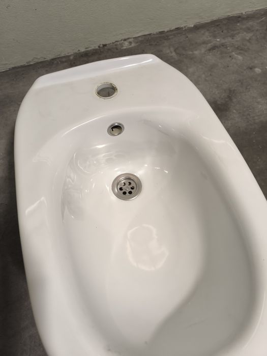 Bidé usado em boas condições