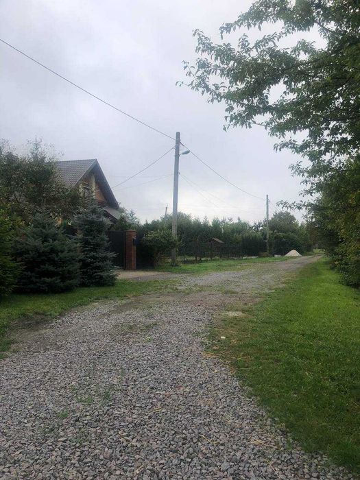 Продаж двох суміжних земельних ділянок у с. Суховоля