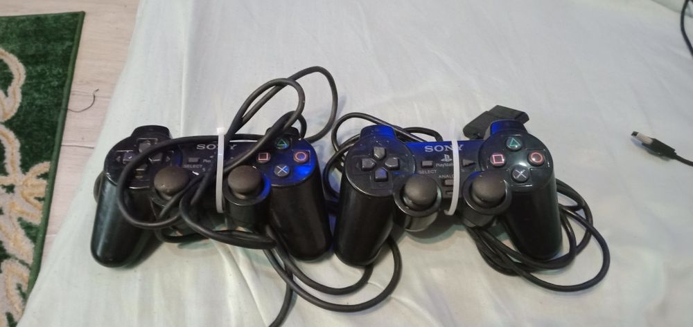 Orginalne kontrolery ps2
